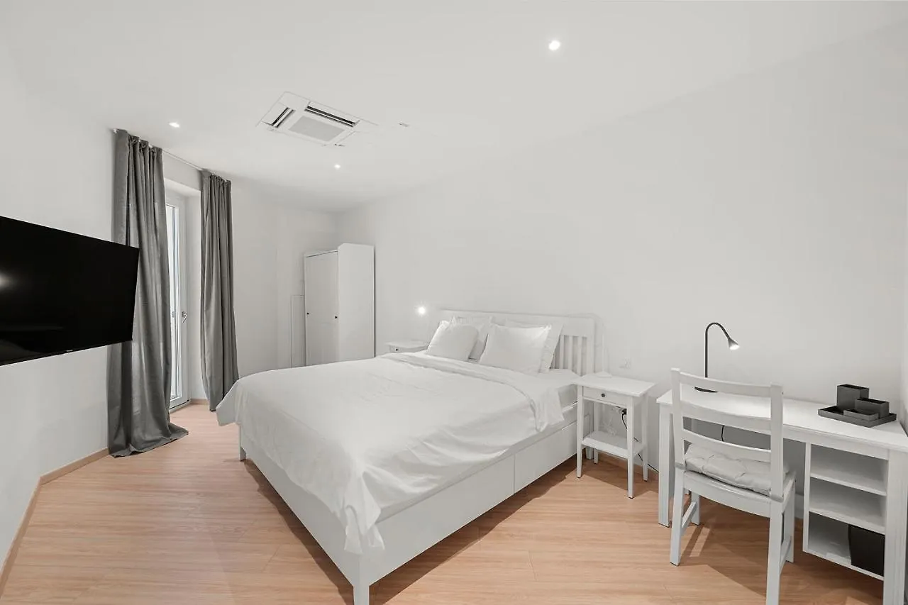 Vibestudio 305 - Central - Ac - Near Parking Vienna 0*,  Austria